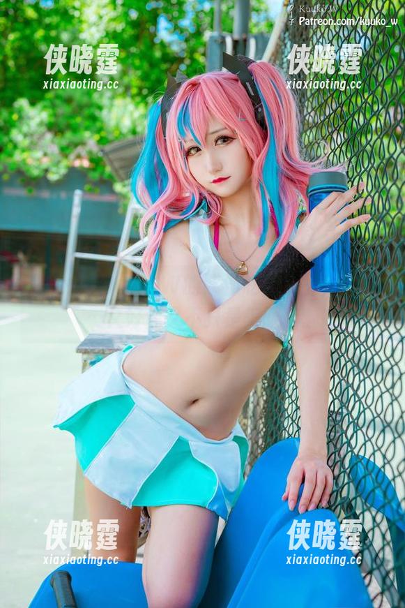Kuuko W 我觉得Kuuko W的柴郡私房美图,嗯……又好像又不只是美而已。